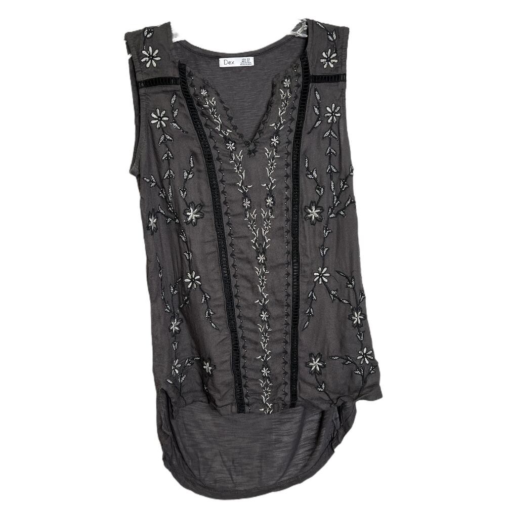 Dex Women's Size XS Gray Floral‎ Embroidered V-Neck High Low Sleeveless Top
